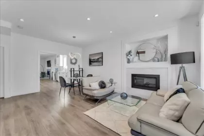7430 Canada Way, Burnaby, BC, Burnaby — Half Duplex for sale