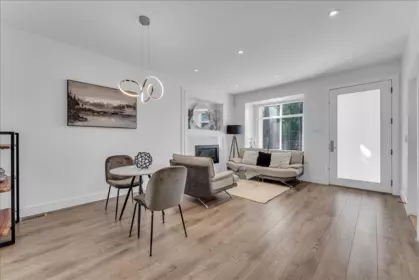 7430 Canada Way, Burnaby, BC, Burnaby — Half Duplex for sale