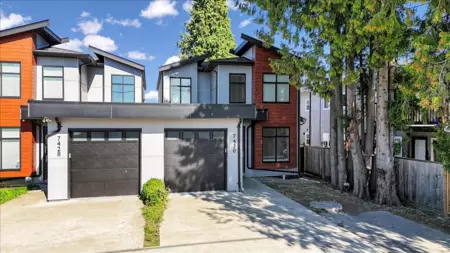 Hot Tub / Spa Photo of 7430 Canada Way, Burnaby, BC