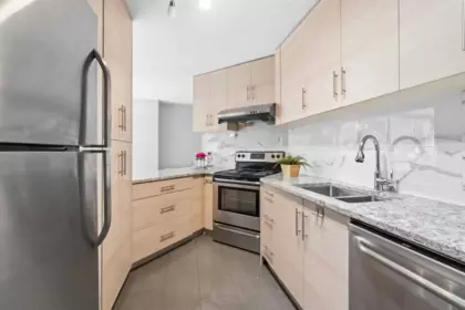 308 3970 Carrigan Court, Burnaby, BC, Burnaby — Apartment/Condo for sale
