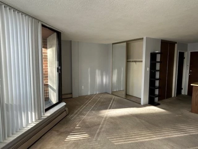 Family Room Photo of 505 950 Drake Street, Vancouver, BC