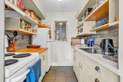Office / Den Photo of 2575 W 3rd Avenue, Vancouver, BC