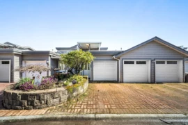 20 323 Governors Court, New Westminster, BC