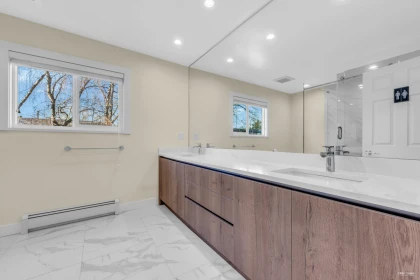 Entry Foyer Photo of 10771 Roselea Crescent, Richmond, BC