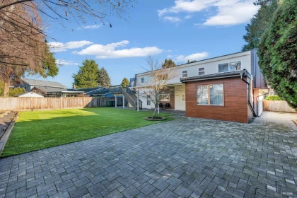 Swimming Pool Photo of 10771 Roselea Crescent, Richmond, BC