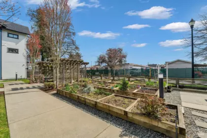 Hot Tub / Spa Photo of 5795 Wales Street, Vancouver, BC