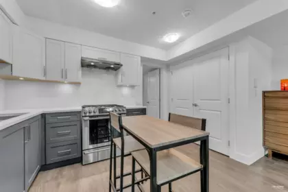 Mudroom Photo of 5795 Wales Street, Vancouver, BC