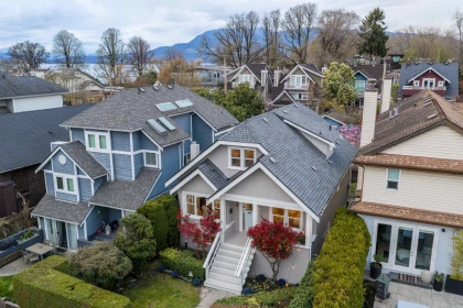 Aerial View of 2011 Creelman Avenue, Vancouver, BC