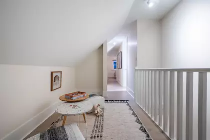 Hallway Photo of 2011 Creelman Avenue, Vancouver, BC