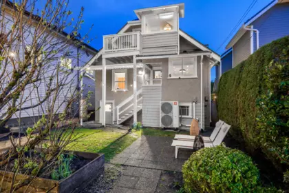Hot Tub / Spa Photo of 2011 Creelman Avenue, Vancouver, BC