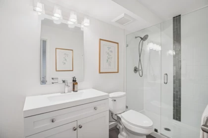Laundry Room Photo of 117 2200 Panorama Drive, Port Moody, BC
