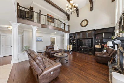 Hallway Photo of 3225 164a Street, Surrey, BC