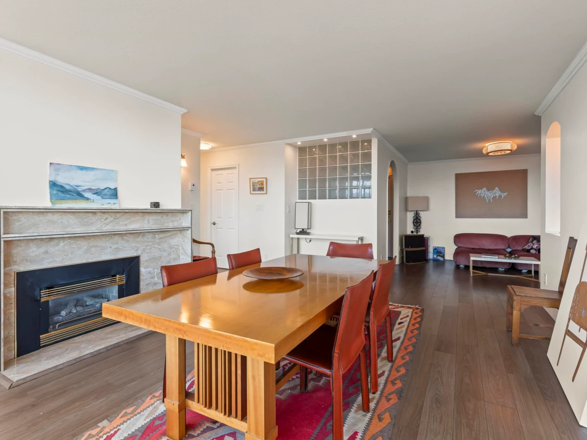 Family Room Photo of 1102 5425 Yew Street, Vancouver, BC