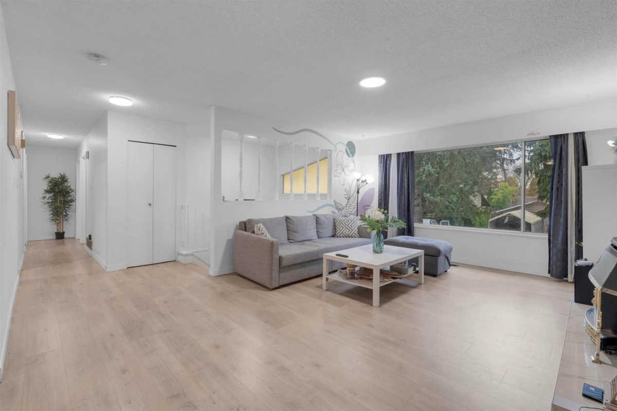 Family Room Photo of 12110 Greenwell Street, Maple Ridge, BC