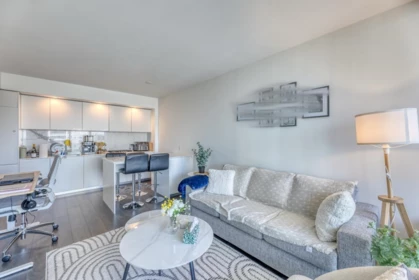 1801 6463 Silver Avenue, Burnaby, BC, Burnaby — Apartment/Condo for sale