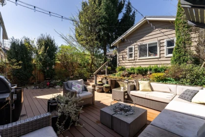 Backyard Photo of 5655 Ontario Street, Vancouver, BC