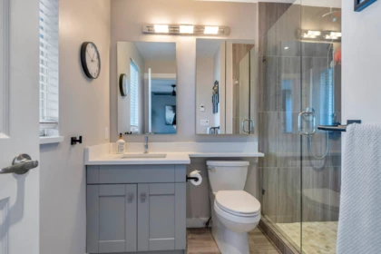 Powder Room Photo of 102 245 W 15th Street, North Vancouver, BC