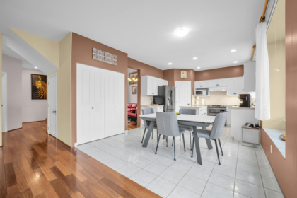 Office / Den Photo of 707 Omineca Avenue, Port Coquitlam, BC