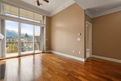 Primary Bathroom Photo of 405A 45595 Tamihi Way, Chilliwack, BC