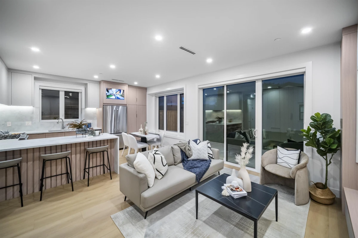 Family Room Photo of 2 3623 Triumph Street, Vancouver, BC