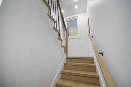 Basement Recreation Room Photo of 2 3623 Triumph Street, Vancouver, BC