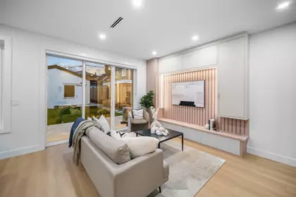 2 3623 Triumph Street, Vancouver, BC, Vancouver — Half Duplex for sale