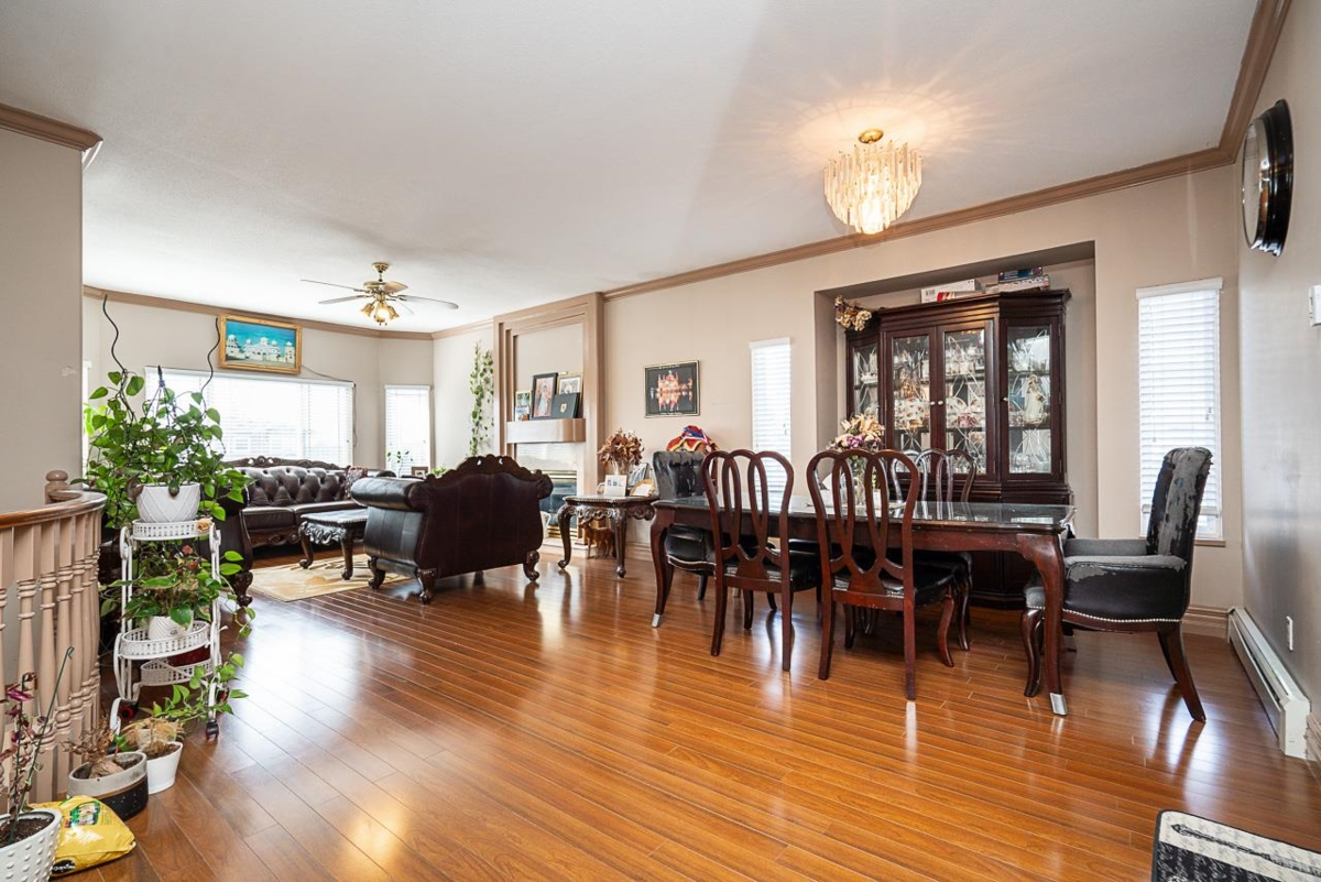 Dining Area Photo of 319 Lawrence Street, New Westminster, BC