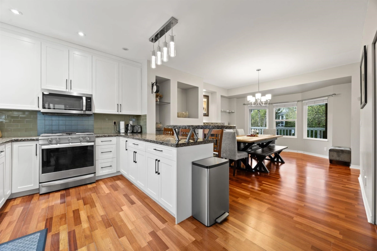 Dining Area Photo of 20496 67 Avenue, Langley, BC