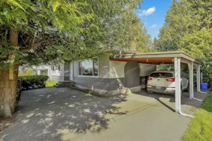 Laundry Room Photo of 10236 125 Street, Surrey, BC