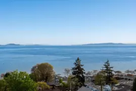 1266 Everall Street, White Rock, BC