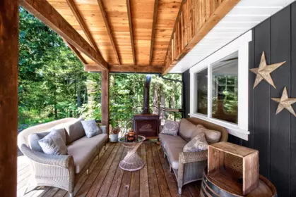 Swimming Pool Photo of 11367 261 Street, Maple Ridge, BC