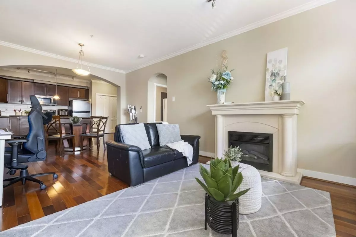 Living Room Photo of 320 2628 Maple Street, Port Coquitlam, BC