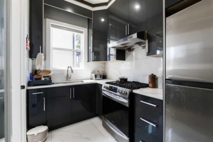 Walk-In Closet Photo of 32235 Pineview Avenue, Abbotsford, BC