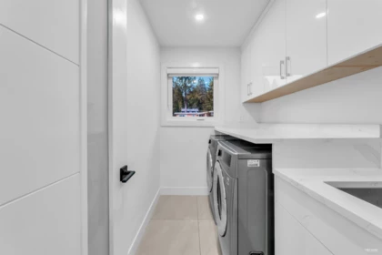 Laundry Room Photo of 929 Canyon Boulevard, North Vancouver, BC