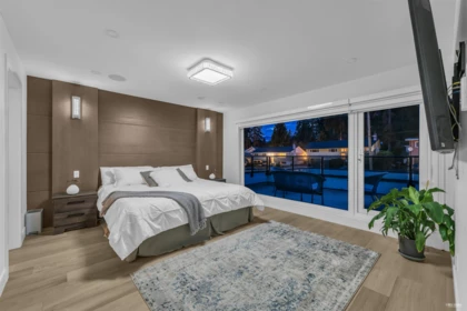 Office / Den Photo of 929 Canyon Boulevard, North Vancouver, BC