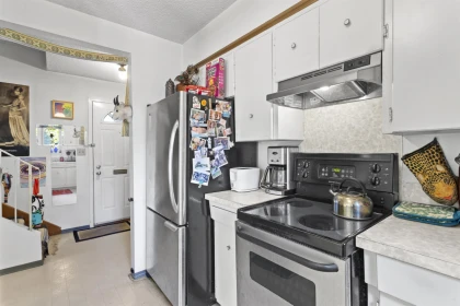 Kitchen Photo of 4334 Quebec Street, Vancouver, BC