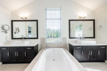 Guest Bathroom Photo of 23165 Muench Trail, Langley, BC