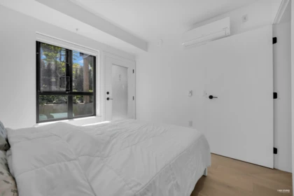 Powder Room Photo of 37 530 W 28th Avenue, Vancouver, BC