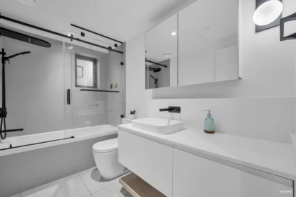 Walk-In Closet Photo of 37 530 W 28th Avenue, Vancouver, BC