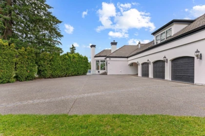 Garden / Landscaping Photo of 213 240 Street, Langley, BC