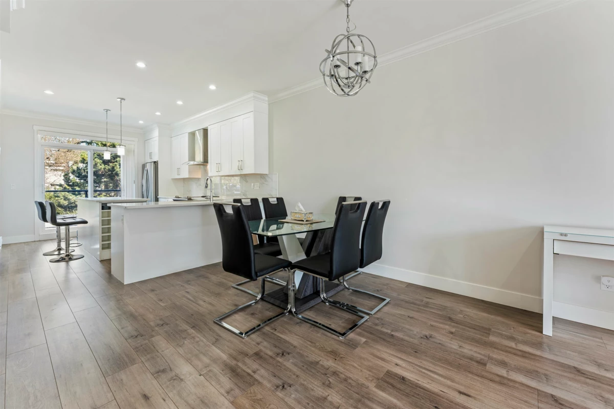 Dining Area Photo of 11 13898 64 Avenue, Surrey, BC