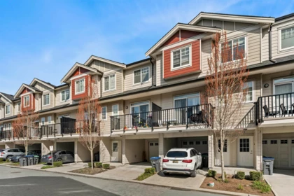 11 13898 64 Avenue, Surrey, BC, Surrey — Townhouse for sale