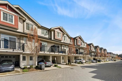 Front Yard Photo of 11 13898 64 Avenue, Surrey, BC