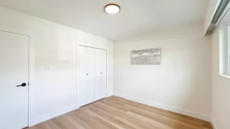 Laundry Room Photo of 320 E 57th Avenue, Vancouver, BC