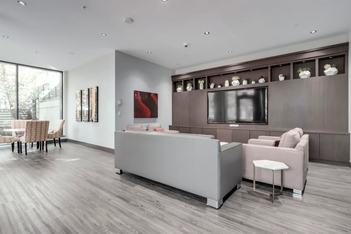 Dining Area Photo of 802 6658 Dow Avenue, Burnaby, BC