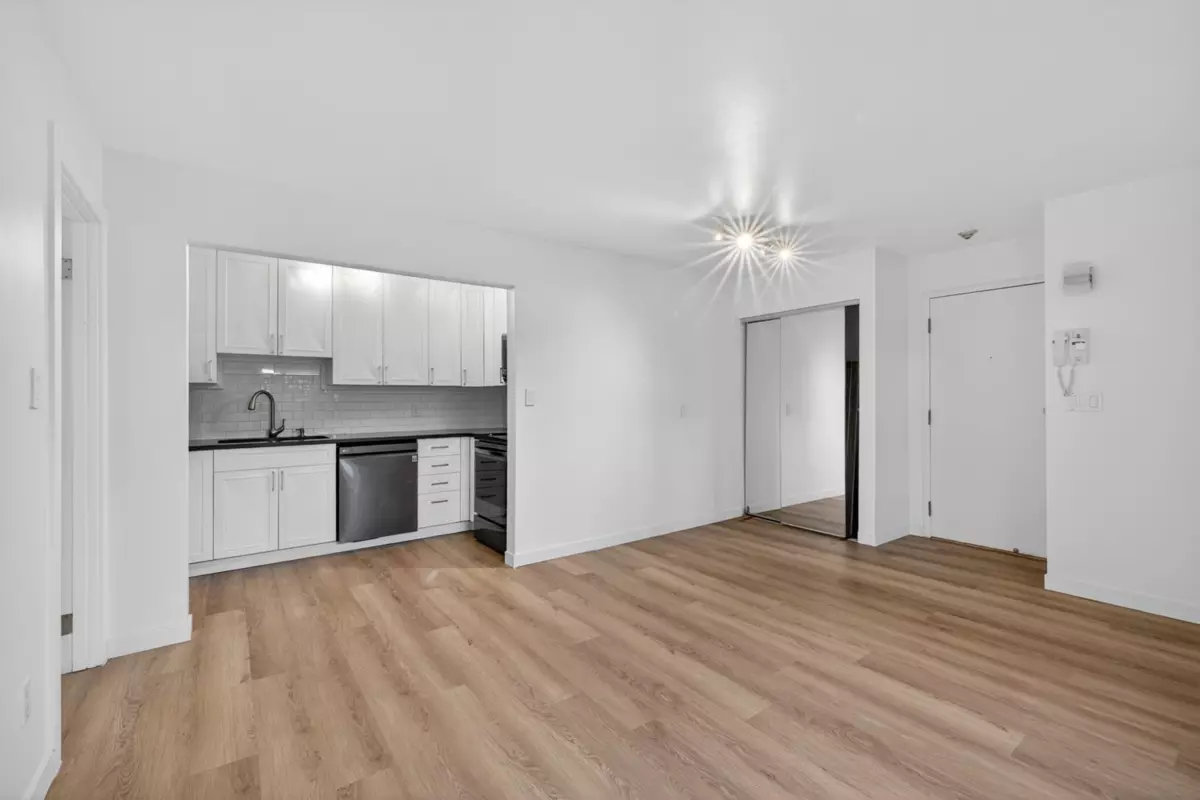 Family Room Photo of 101 8645 Osler Street, Vancouver, BC