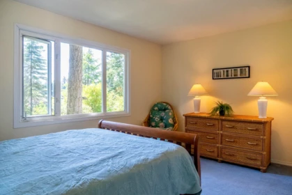 Hallway Photo of 37267 Schooner Way, Pender Island, BC