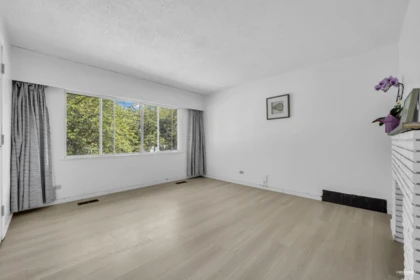 3006 E 27th Avenue, Vancouver, BC, Vancouver — Single Family Residence for sale