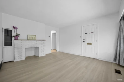 Kitchen Photo of 3006 E 27th Avenue, Vancouver, BC