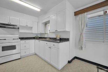 Walk-In Closet Photo of 3006 E 27th Avenue, Vancouver, BC